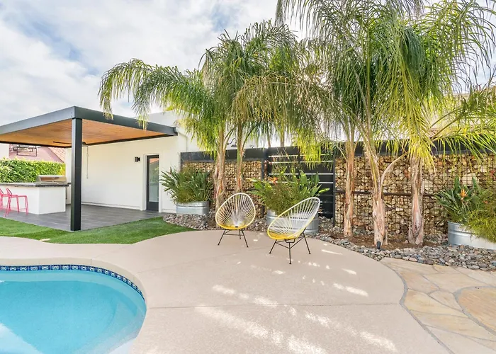 Wanderlust Oasis * Phoenix